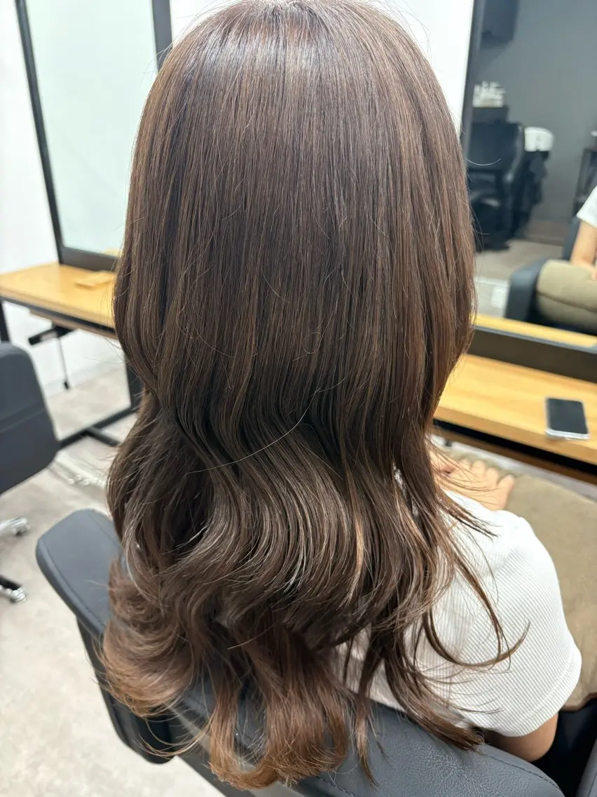 セミロング ヘアカラー anB Bのヘアスタイル
