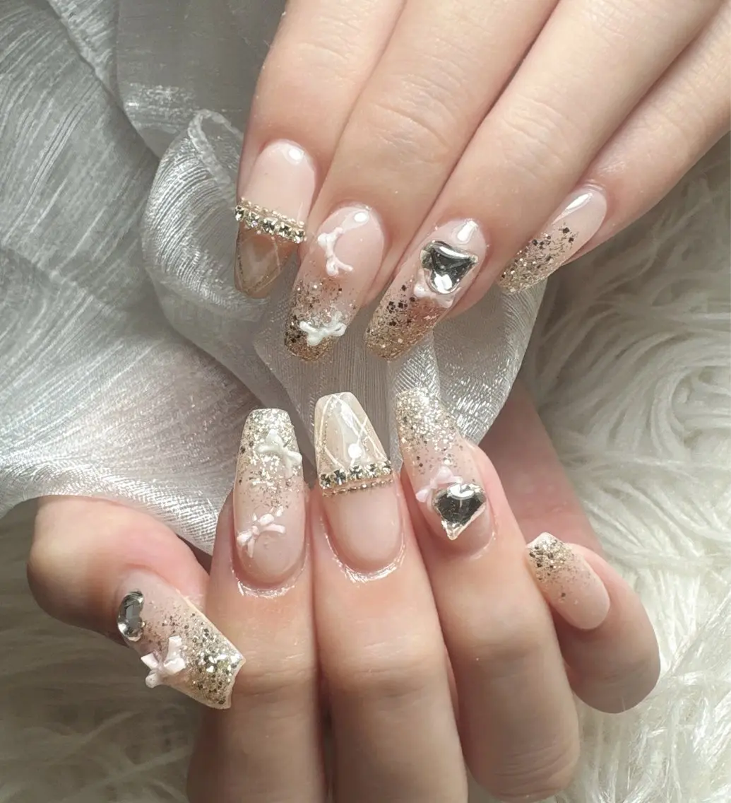 ネイル ガーリー ハンドネイル Fukuda シュウのネイルデザイン