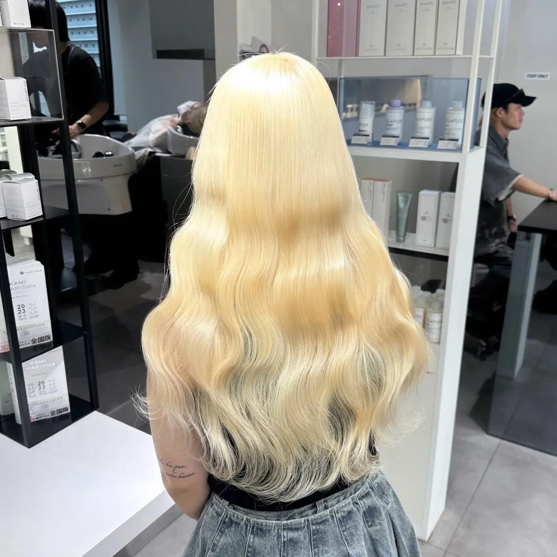 ロング カラー リ ノアのヘアスタイル