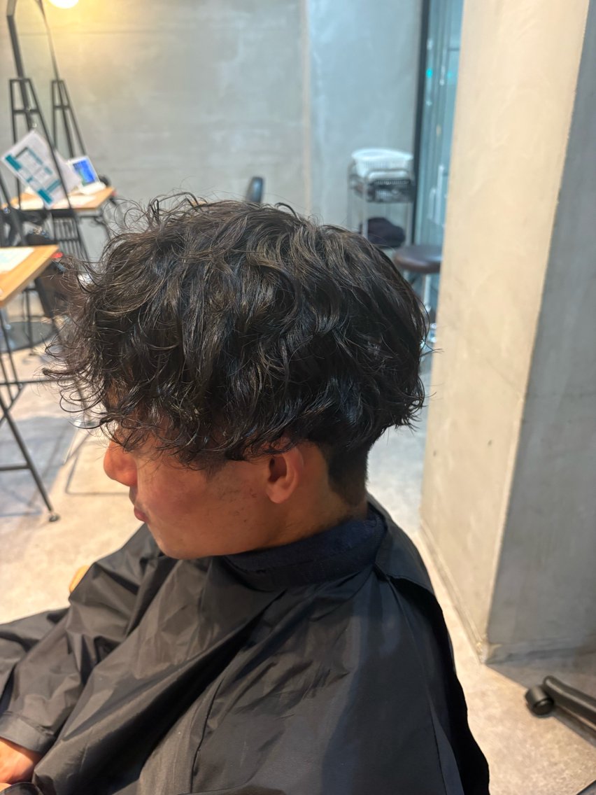 メンズ c h i h i r oのヘアスタイル