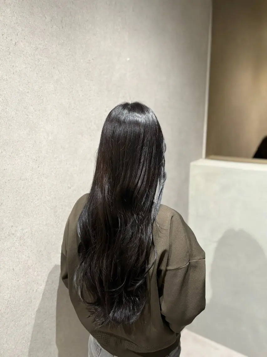 ロング カラー ヘアカラー Lafith ミネオアリサのヘアスタイル