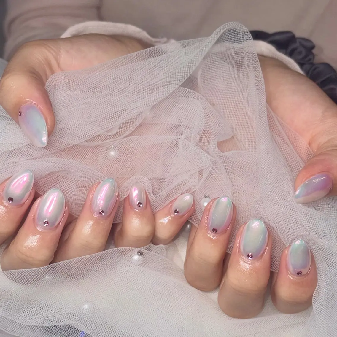 ネイル ミラーネイル ハンドネイル y's beauty京橋店のネイルデザイン