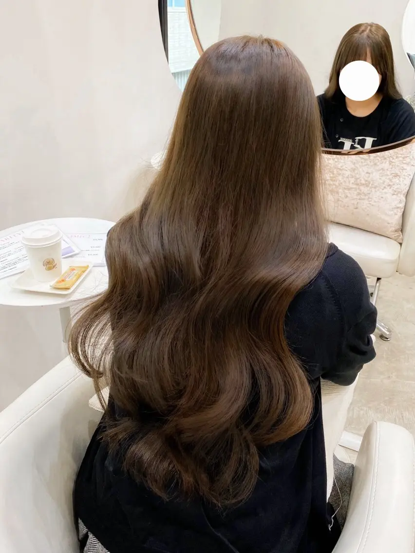 ロング カラー ベージュカラー ブラウンカラー マロンブラウン モカブラウン カット ヘアカラー トリートメント kohana 🎀韓国ヘア🎀🤍のヘアスタイル