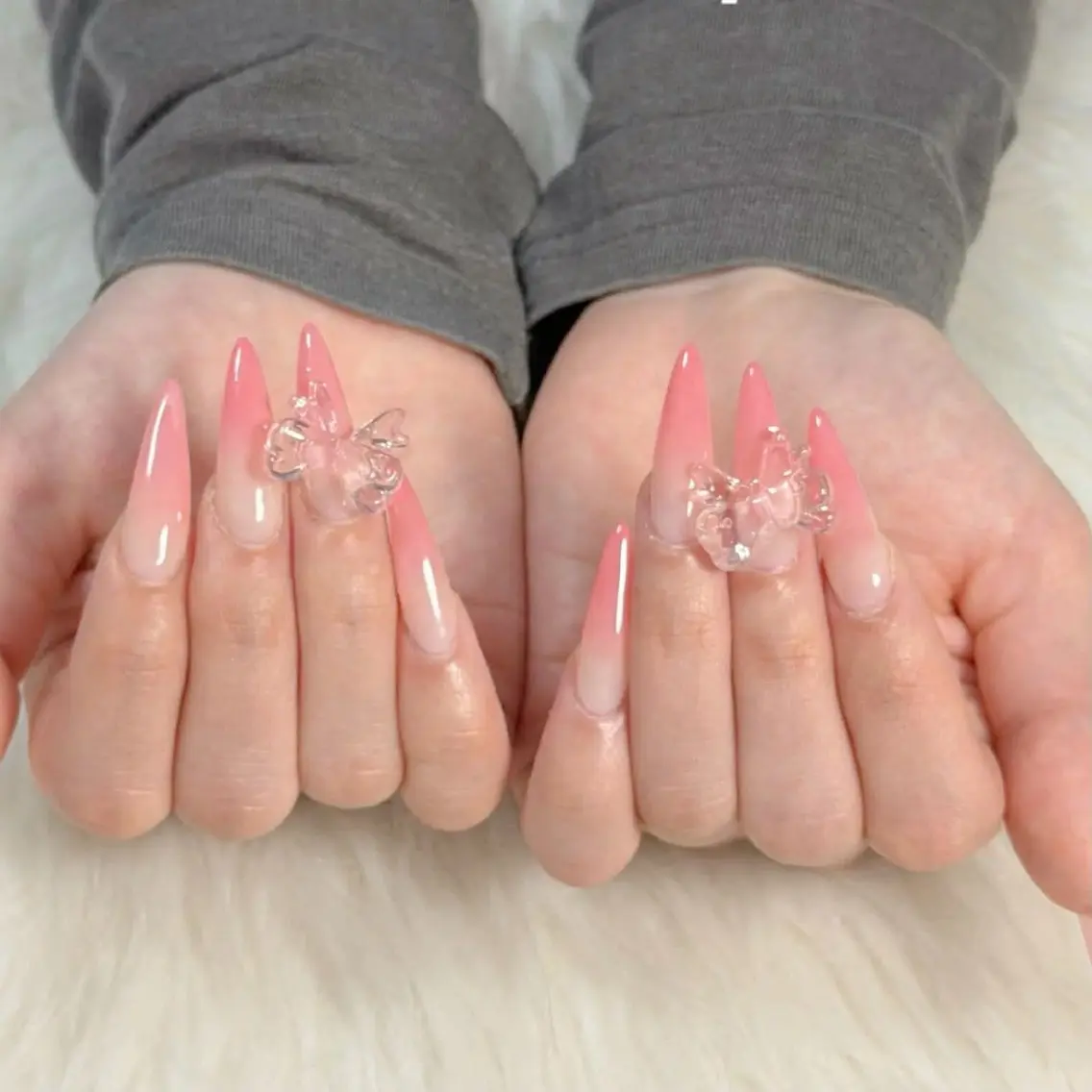 ネイル アートネイル ボルドー フレンチネイル ジェルネイル 氷ネイル・うるうるネイル ハンドネイル Yuki Nailsalonのネイルデザイン