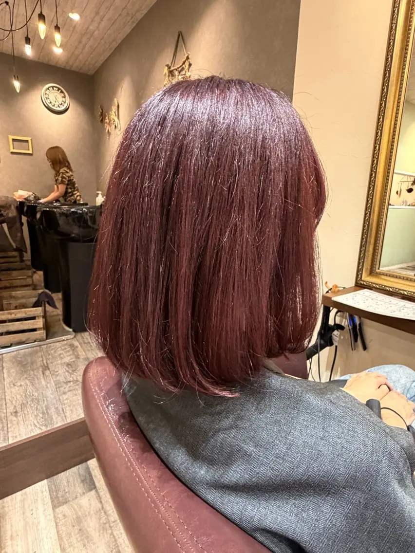 ミディアム トリートメント ヘアカラー 【LUXIA】 シオンのヘアスタイル