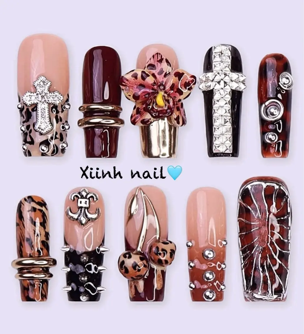 ネイル チークネイル 桜ネイル フットネイル ジェルネイル ハロウィン XIINH NAIL SALONのネイルデザイン
