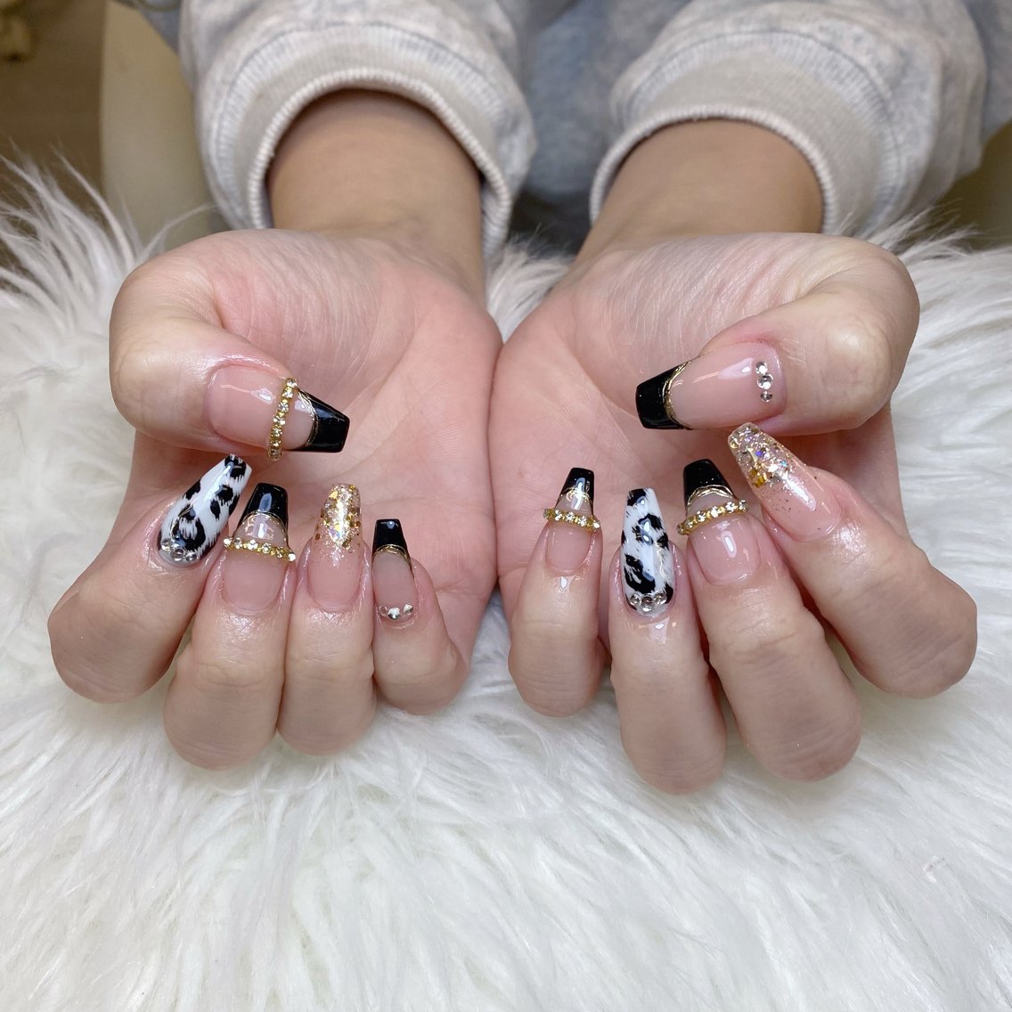 ネイル ハンドネイル ハンドケア Anh Nail 歌舞伎町のネイルデザイン