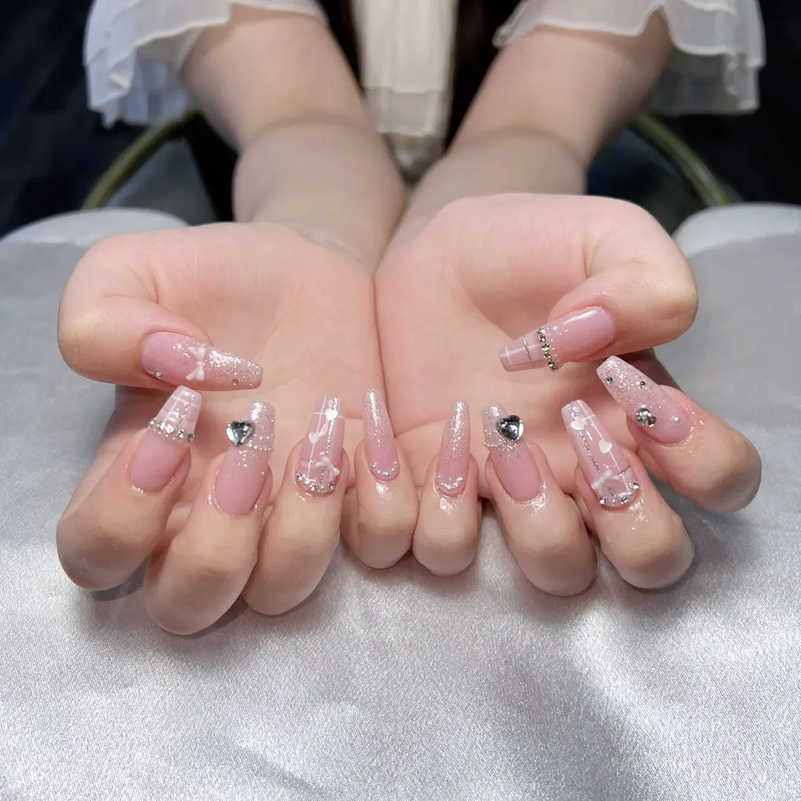 ネイル ハンドネイル 個性派ネイル🌈 岐阜🐶みのりのネイルデザイン