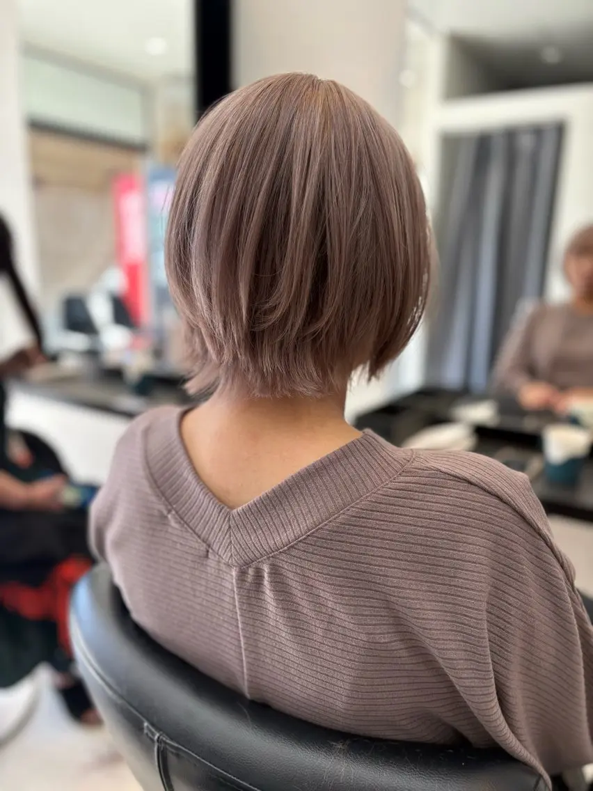 ショート カラー ブリーチ ピンクカラー ホワイトピンク 美容室シャルム⭐️ 清水 勇希🩷のヘアスタイル