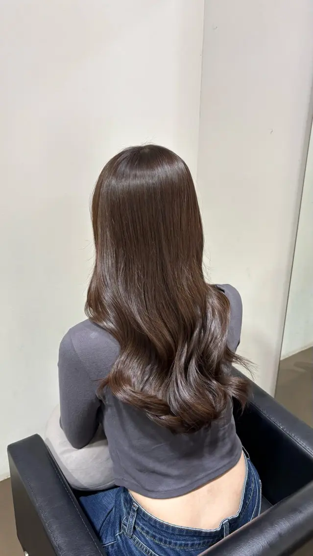 ロング カラー ヘアカラー トリートメント 【ioe 岡本】 🎀NOKO🎀のヘアスタイル