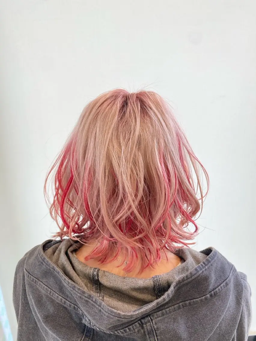 ミディアム カット ヘアカラー 三浦 正太郎のヘアスタイル