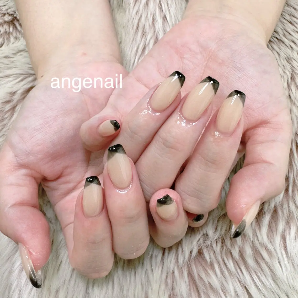 ネイル ハンドネイル オーナーネイリスト MAKIのネイルデザイン