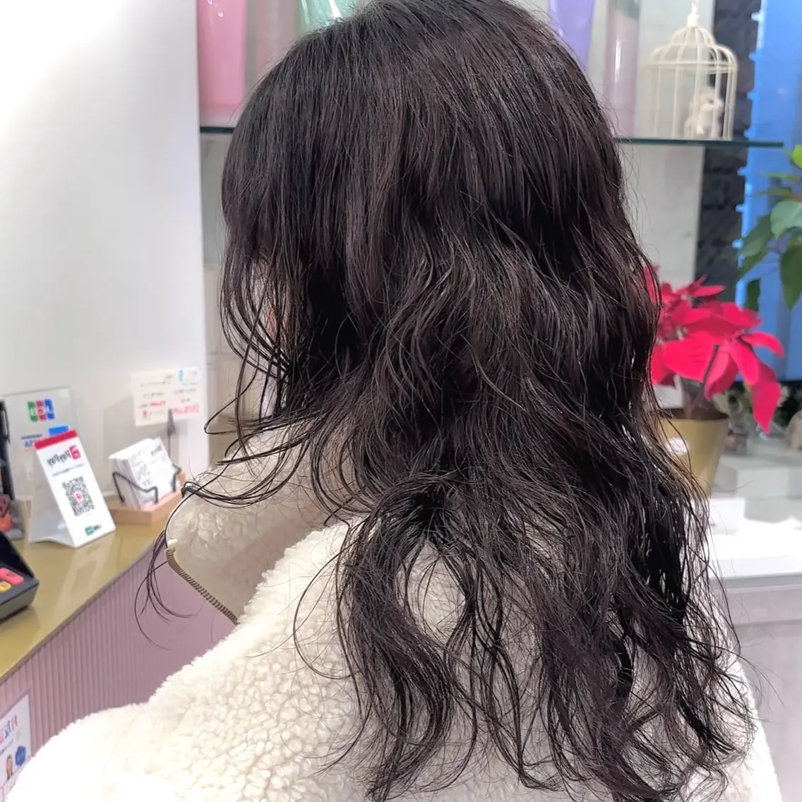 ロング パーマ カット パーマ トリートメント かどた はるなのヘアスタイル