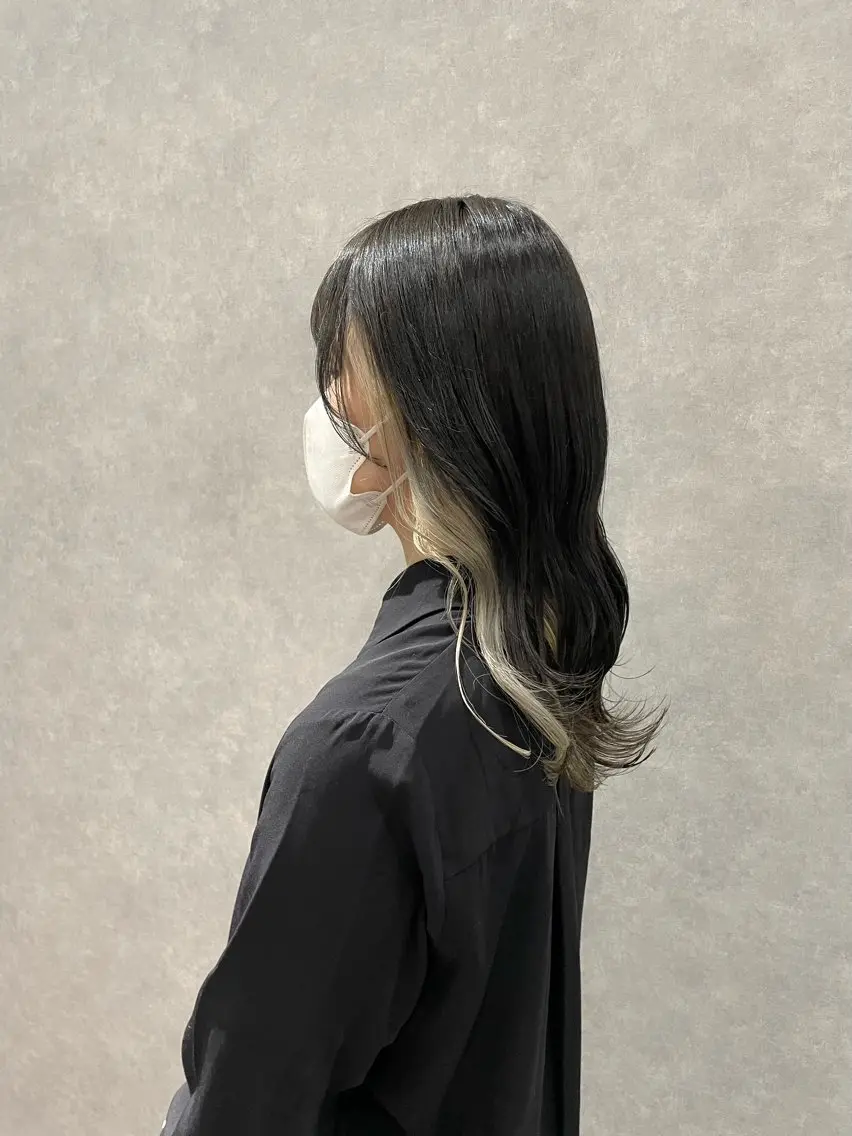ミディアム カラー ベージュカラー 黒髪 ブリーチ ホワイトベージュ つちくら あみのヘアスタイル