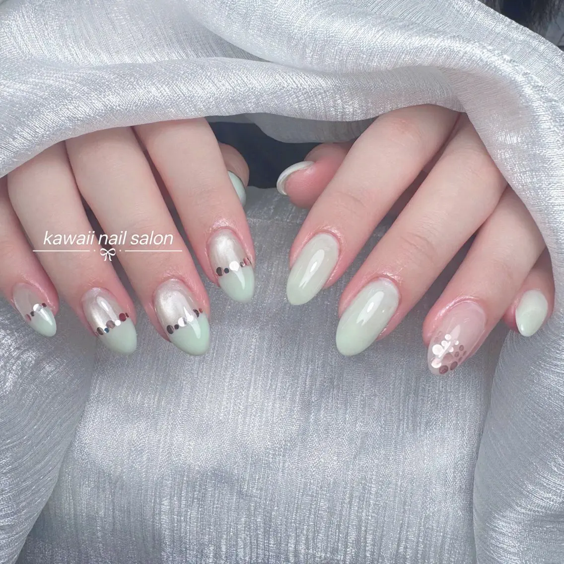 ネイル ドット フレンチネイル 韓国ネイル マグネットネイル オフィスネイル Kawaii Nail Salonのネイルデザイン