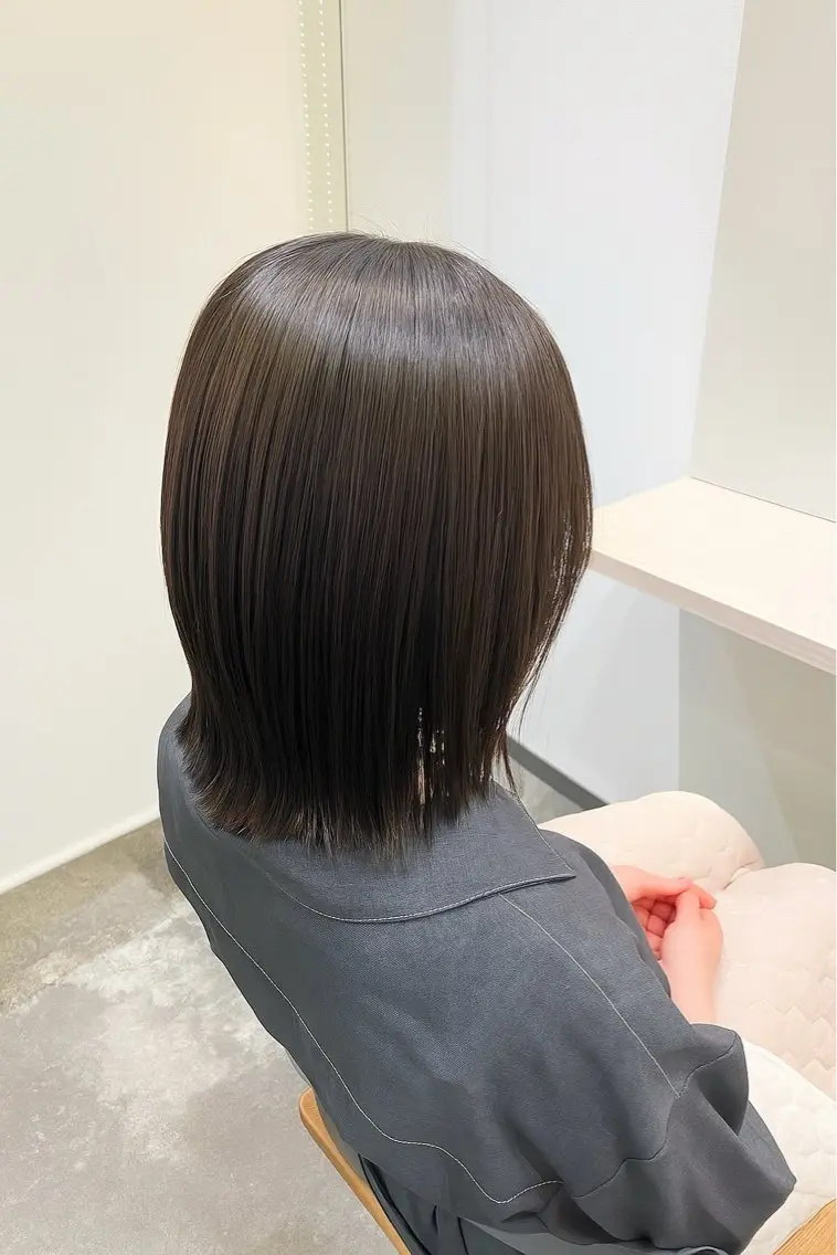 カット、縮毛矯正(ミディアム)の写真