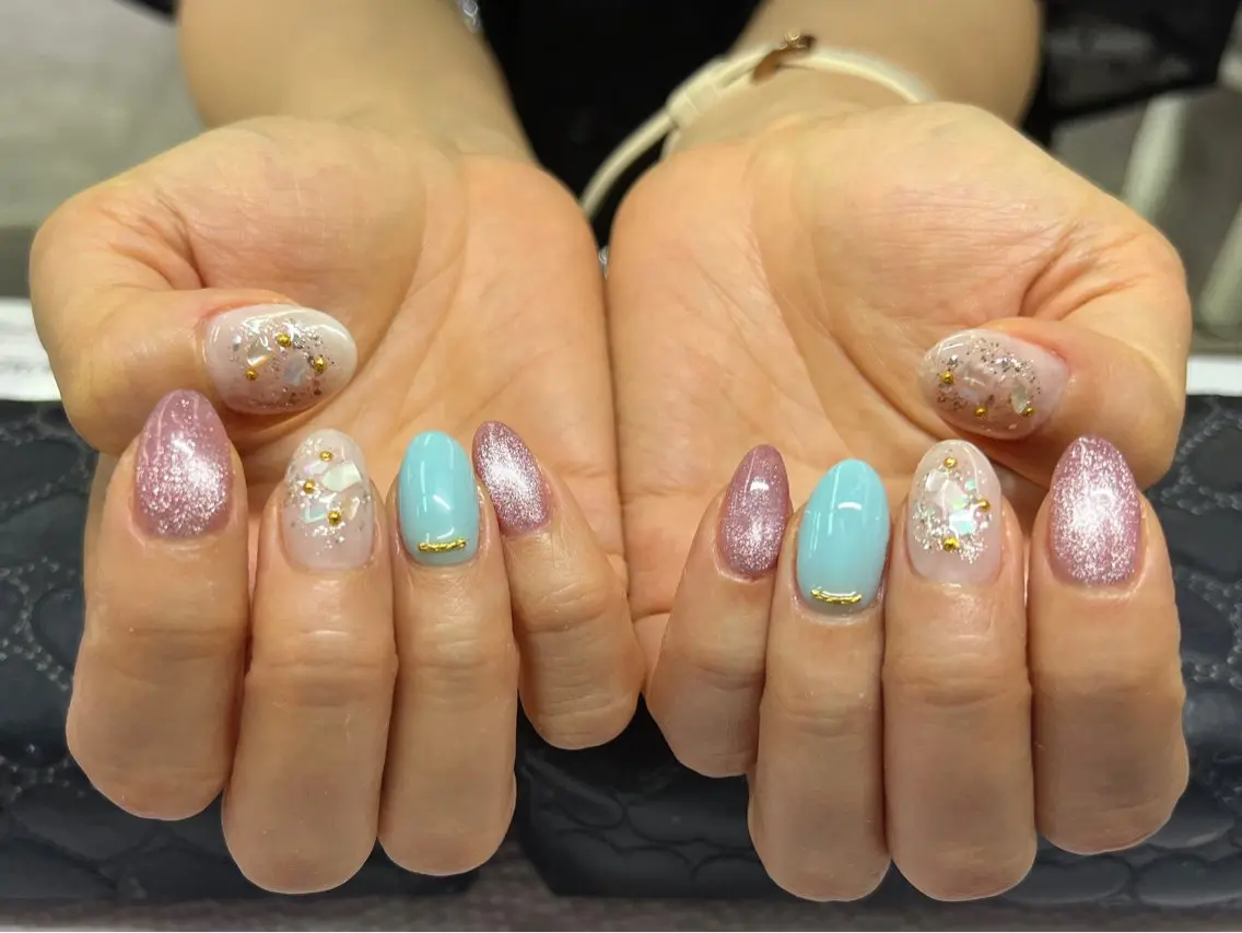 ネイル ボルドー ブラウン チークネイル ドット フットネイル ハンドネイル ハンドケア VAN NAIL SALON海老名店のネイルデザイン