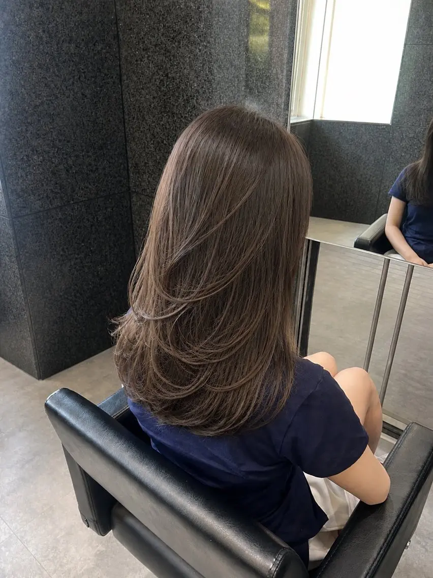 ミディアム レイヤーカット カット ヘアカラー トリートメント 艶カラー/レイヤー/ 似合せ/ Fureaのヘアスタイル