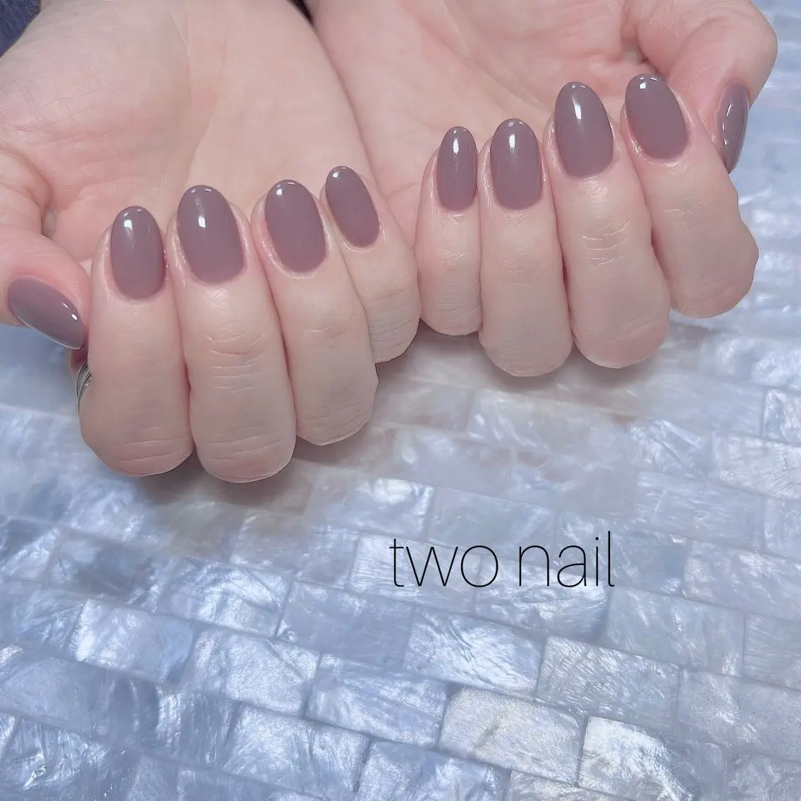 ネイル ネイルチップ ホワイト ハンドネイル two nailのネイルデザイン