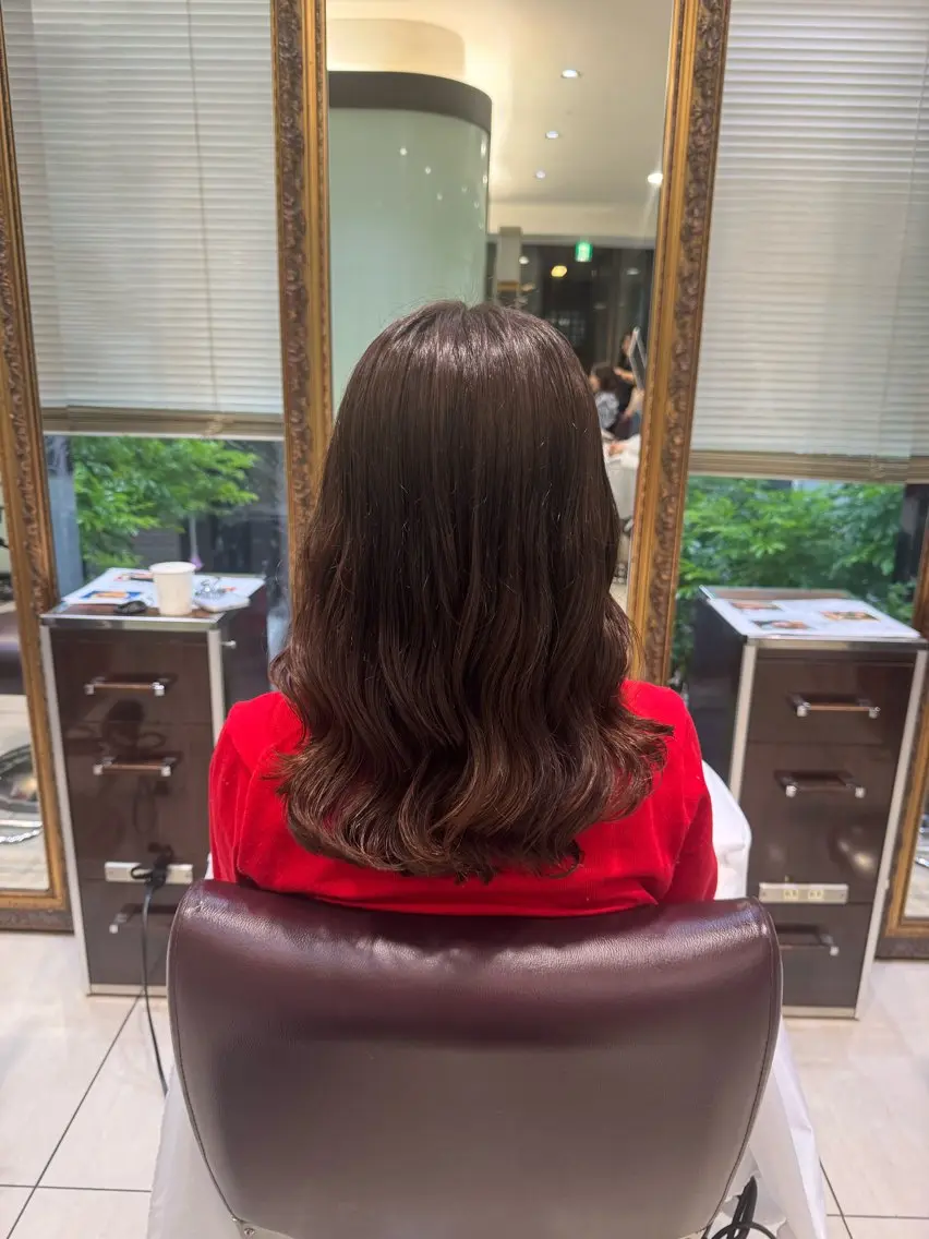 セミロング 大人可愛い♡コテ巻き パーマ🌼杉田 萌恵のヘアスタイル