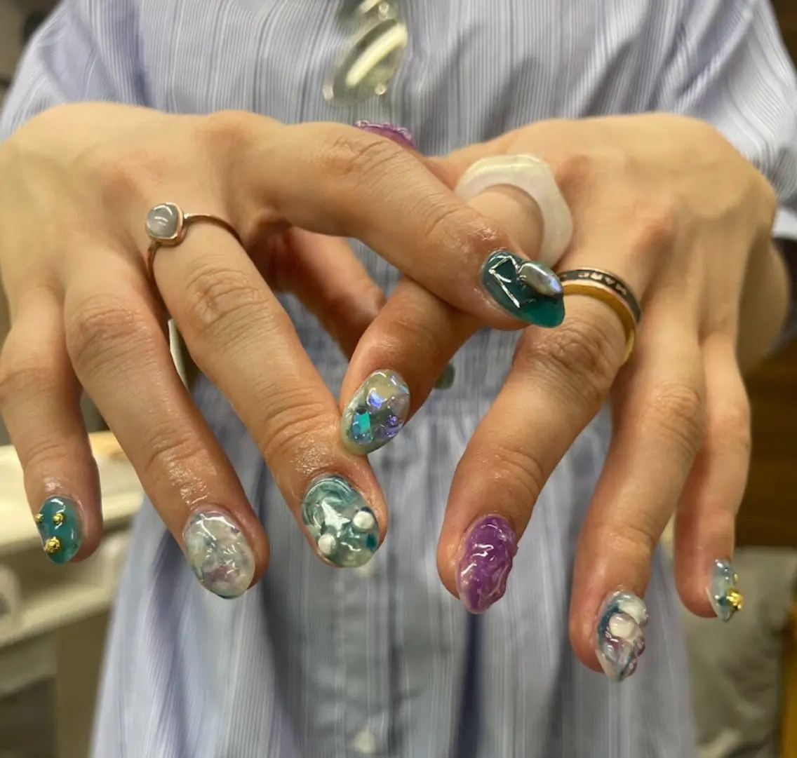 ネイル アートネイル ジェルネイル ニュアンスネイル スカルプネイル nailstudio eviz新宿店のネイルデザイン