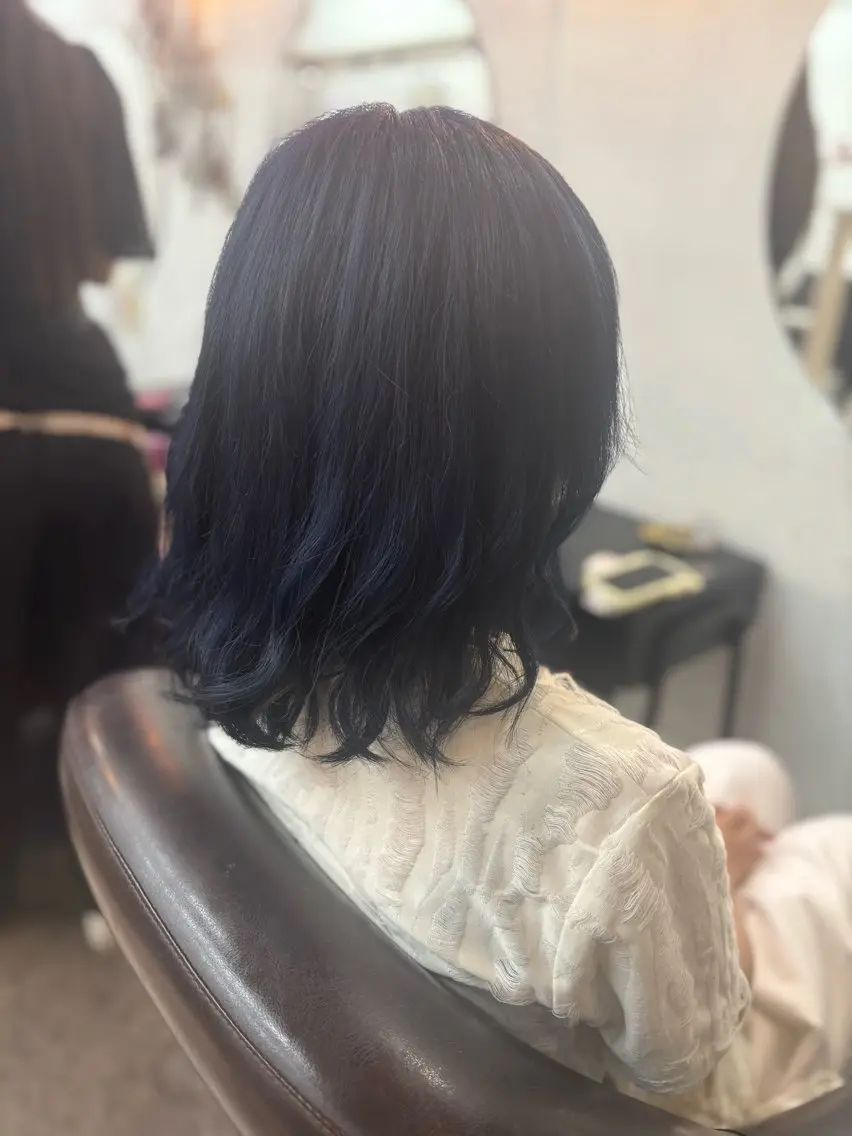 ミディアム カラー ブルーカラー ネイビーカラー ヘアカラー 金井洸太🐨 メンズ/韓国ヘアのヘアスタイル