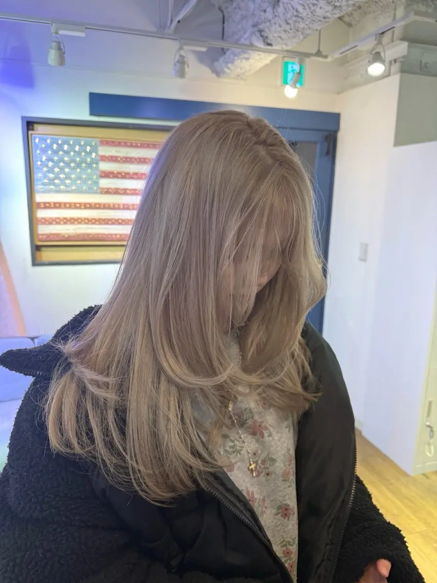 ロング カラー RinoShores nagisaのヘアスタイル