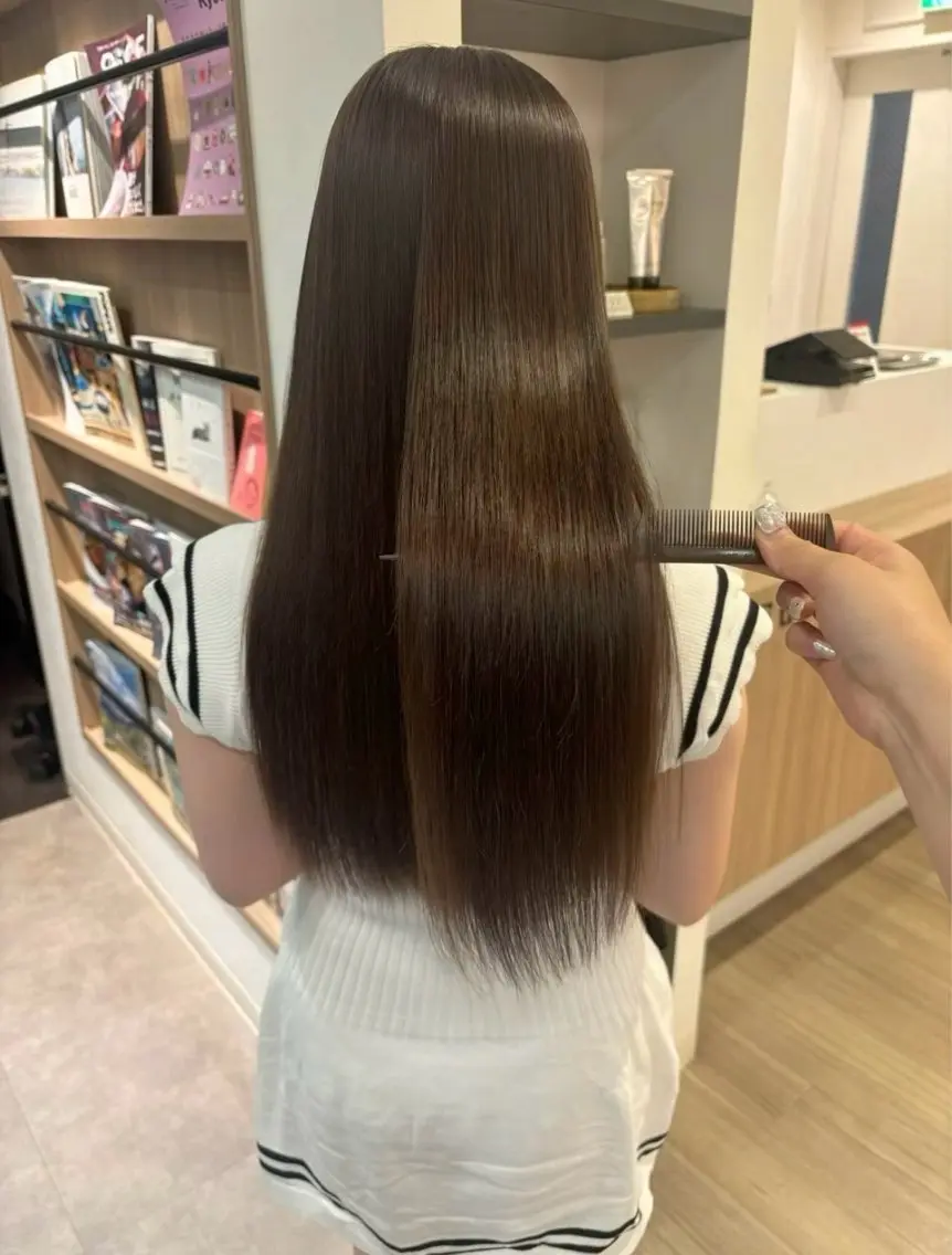 ロング 髪質改善 ヘアカラー 縮毛矯正 モテ髪🫧赤み消し カラー表参道きょうこのヘアスタイル