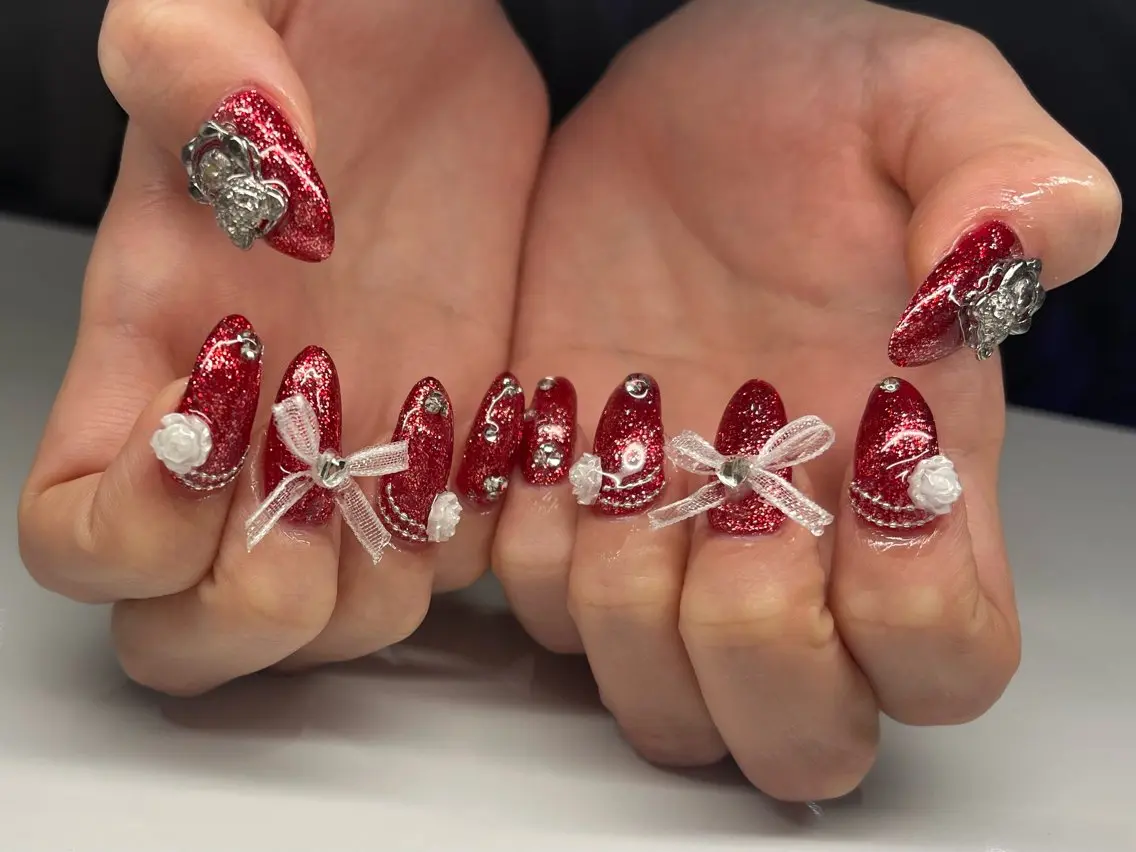 ネイル オーロラネイル フレンチネイル ガラスフレンチ ロングネイル マグネットネイル ハンドネイル XIMINANAIL SALON堀江店のネイルデザイン