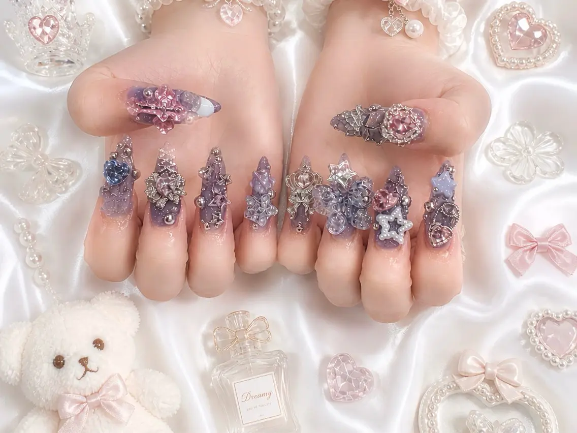 ネイル アートネイル チークネイル ジェルネイル ロングネイル マグネットネイル ハンドネイル Rin Nail 新大久保店のネイルデザイン