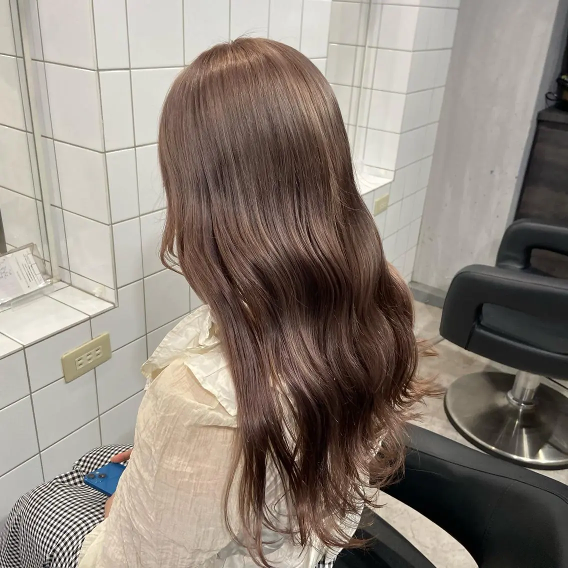 ロング トレンドモテカラー 🩷色落ちまで可愛くのヘアスタイル