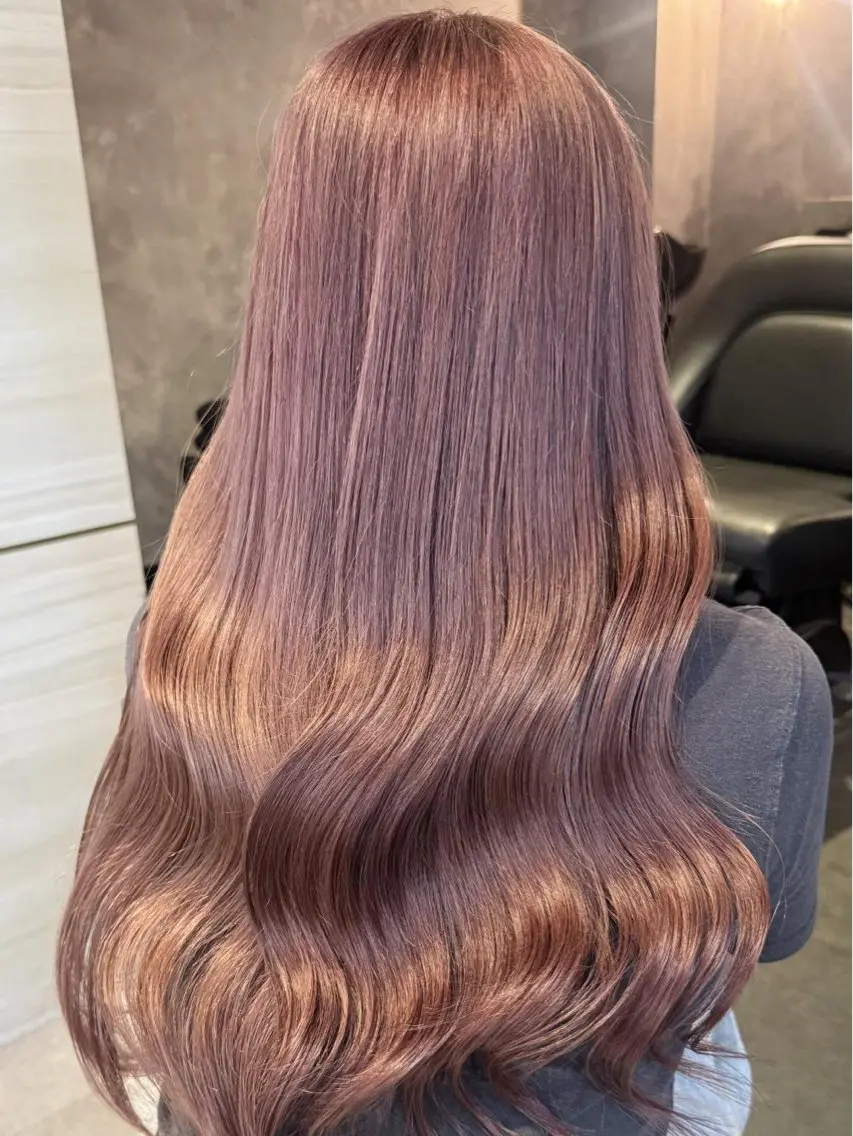 ロング カラー ベージュカラー ブリーチ ピンクカラー ピンクベージュ 🩶縮毛矯正/カラー /大宮/あやね⛓🩶のヘアスタイル