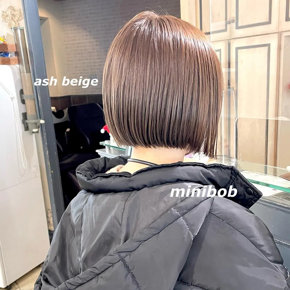 ショート カラー ボブ カット 切りっぱなしボブ ソノキユウカのヘアスタイル