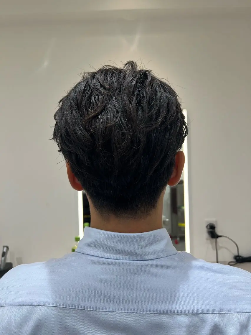 パーマ メンズ フェザーパーマ メンズパーマ Men's NAM 八角のヘアスタイル