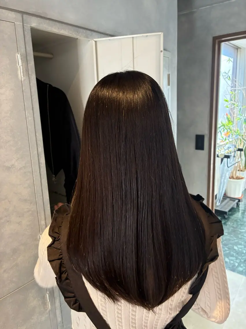 セミロング カット 縮毛矯正 トリートメント 縮毛矯正/髪質改善 🌷あかおのヘアスタイル