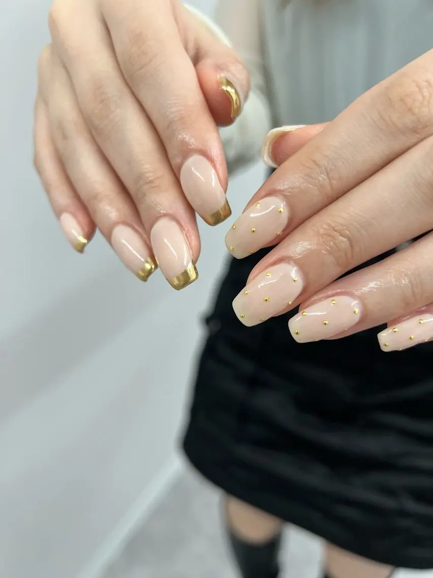 ネイル ドット フレンチネイル ジェルネイル マグネットネイル ニュアンスネイル ハンドネイル ハンドケア Bana_ Nailのネイルデザイン