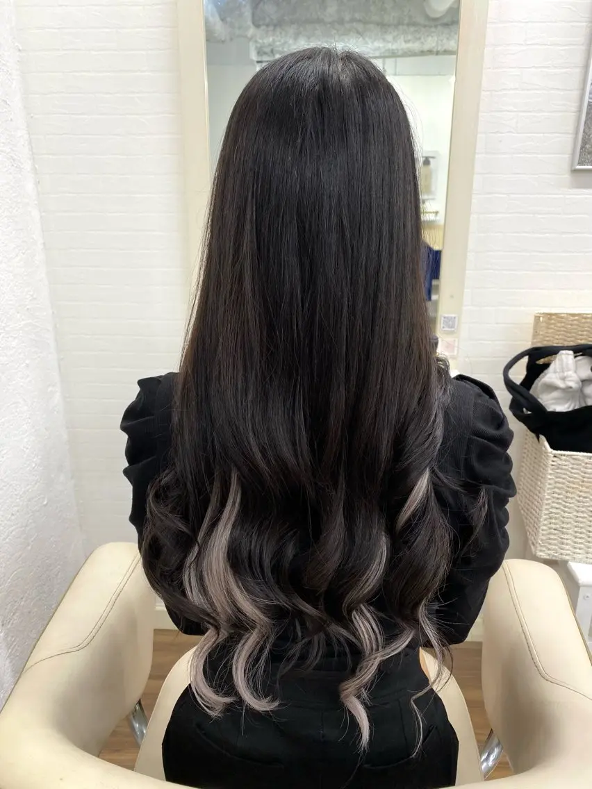 ロング カラー エクステ ヘアカラー トリートメント エクステ GLOSS 心斎橋 山上のヘアスタイル