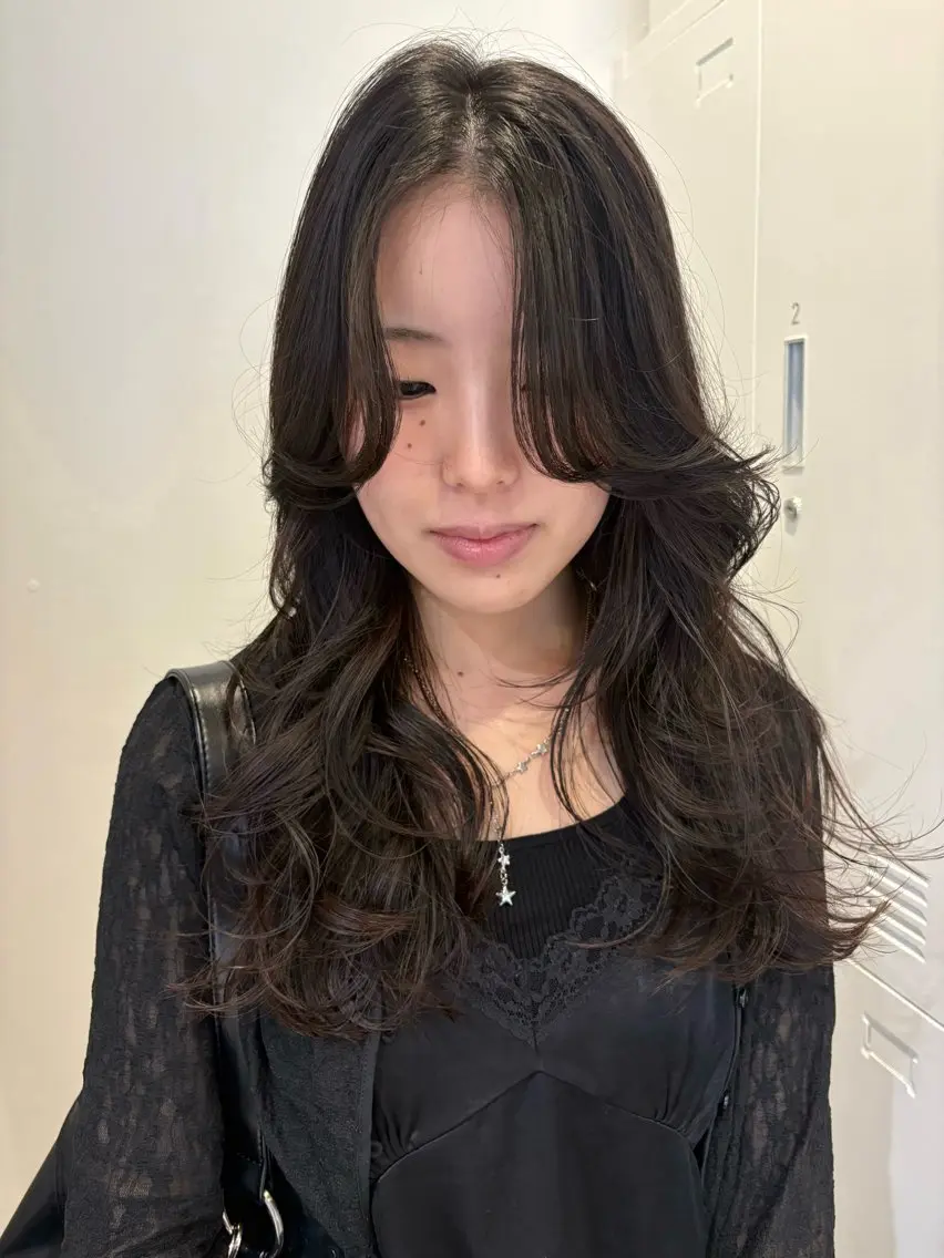 ロング カラー カット ヘアカラー レイヤーカット🍏 顔周りカット/ののかのヘアスタイル