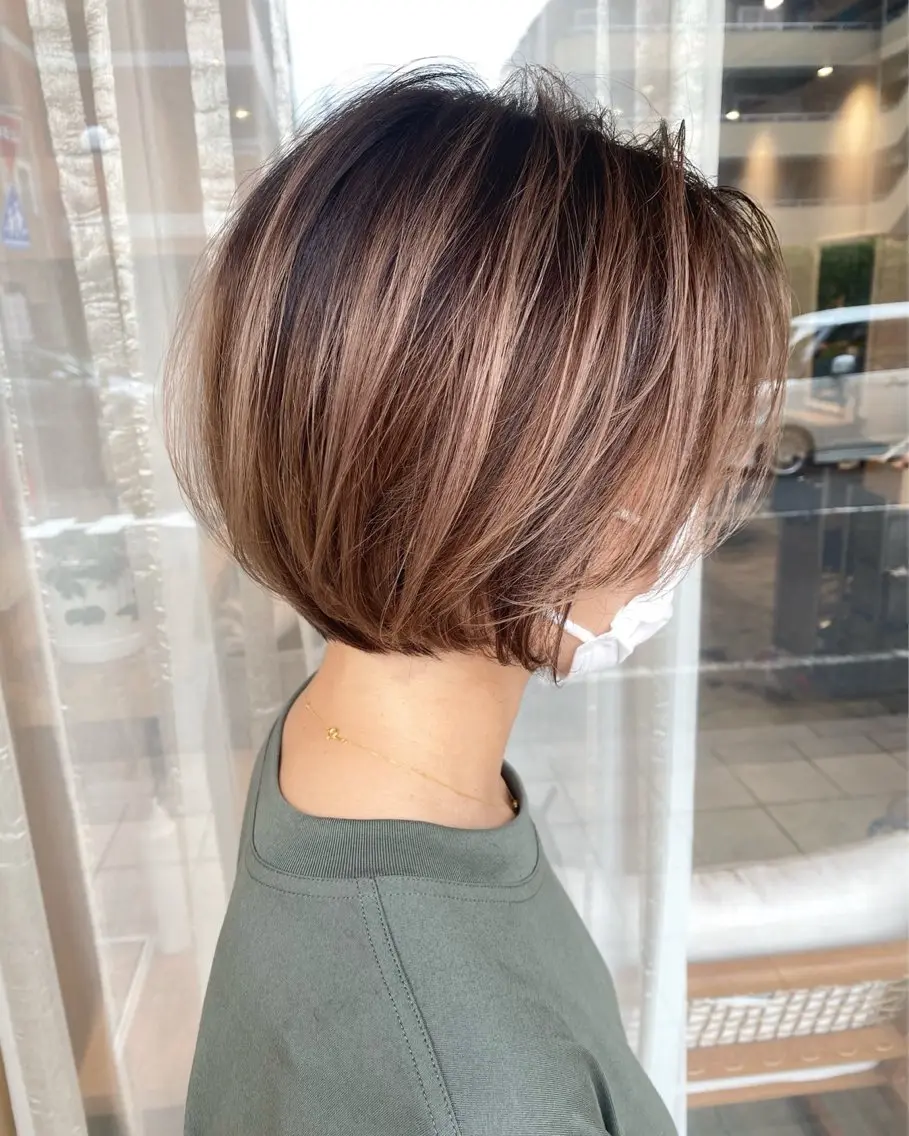 ショート やまもと さきのヘアスタイル