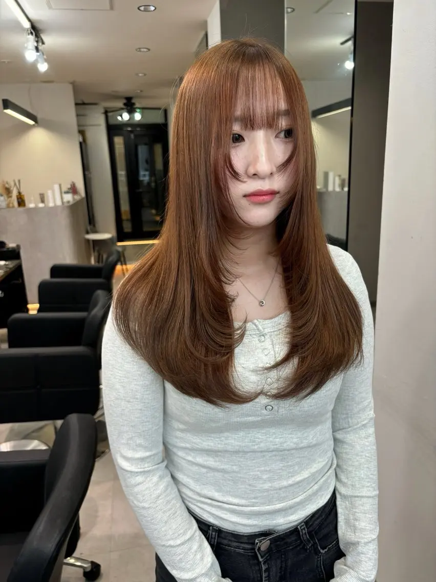 [レイヤースタイルになりたい方は✨]ブリーチなしダブルカラー+レイヤーカット+クイックトリートメント[大名]の写真