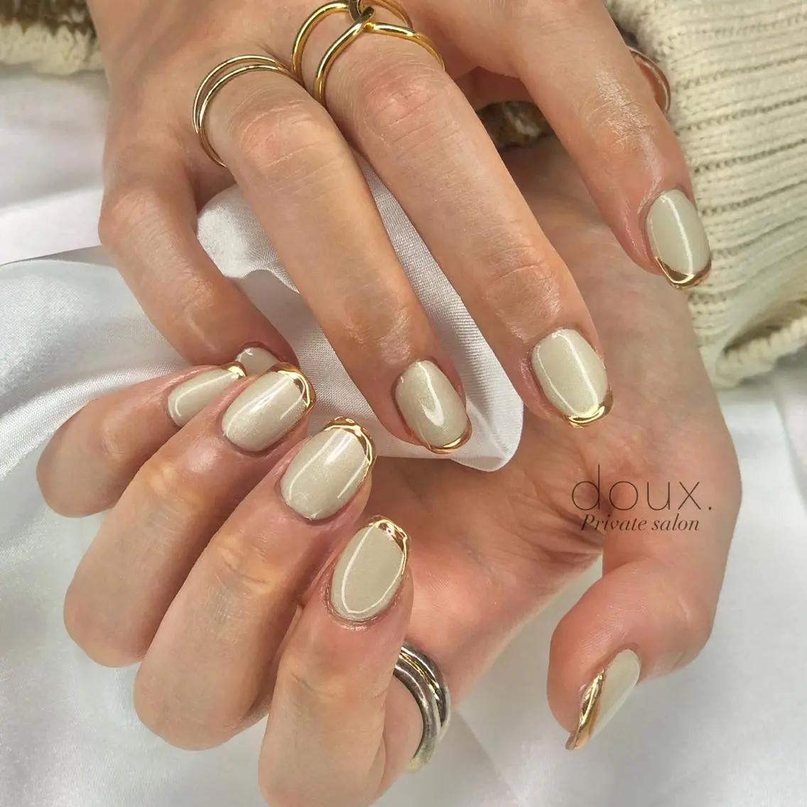 ネイル マグネットネイル ミラーネイル doux. nailのネイルデザイン