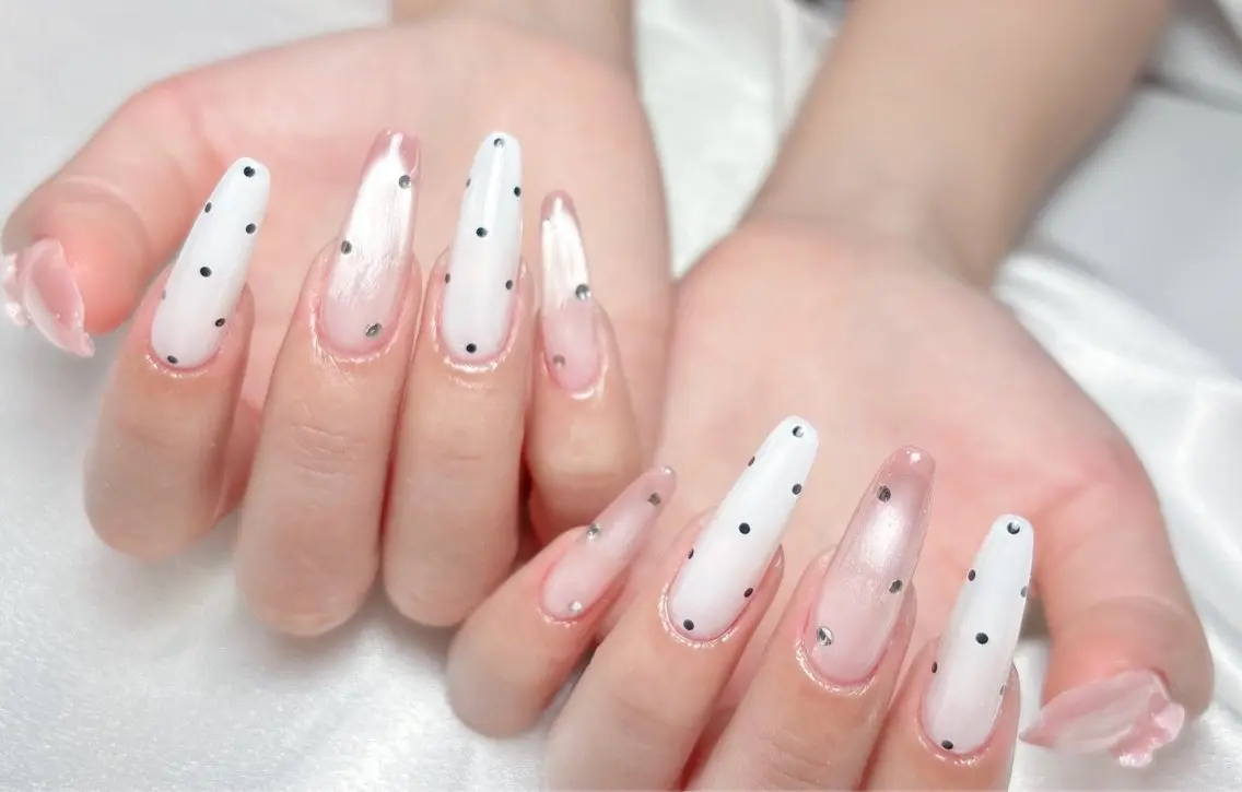 ネイル ハンドネイル Aura Nail 長さだし/パラジェルのネイルデザイン