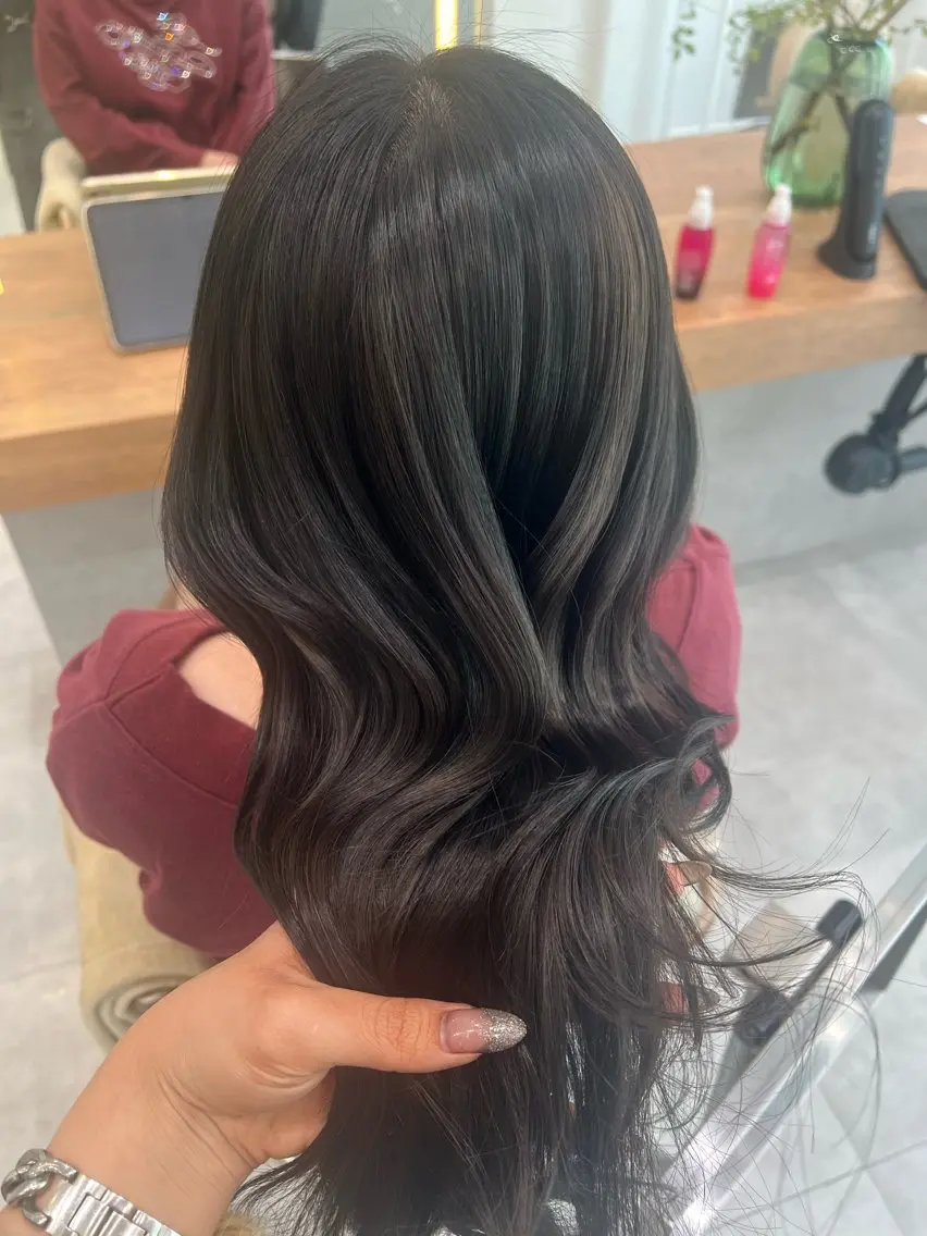 ロング カラー ヘアカラー トリートメント ヘッドスパ KENJE湘南台 田澤明菜のヘアスタイル