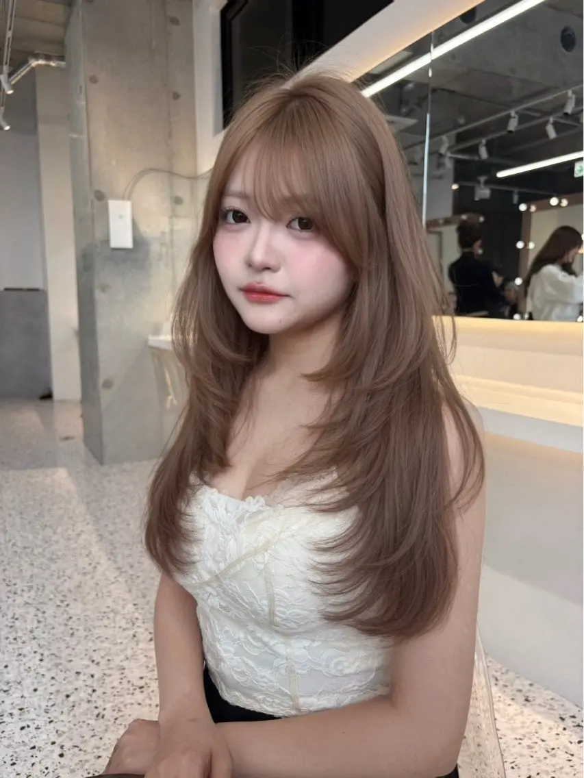 ロング ヘアカラー トリートメント 🎀ダブルカラー/ 透明感カラー/翼🎀のヘアスタイル