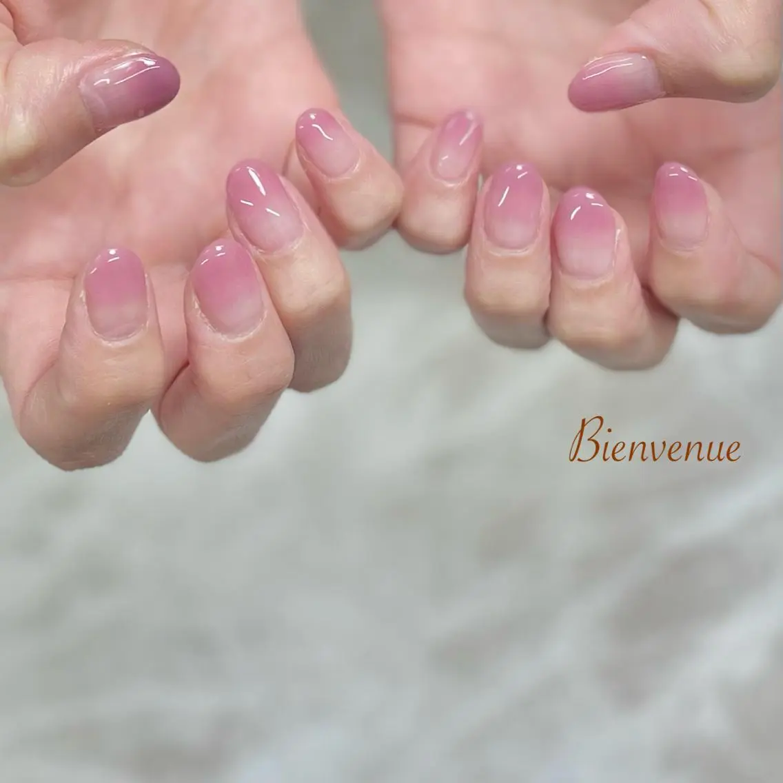ネイル グラデーション Bienvenue 三原のネイルデザイン
