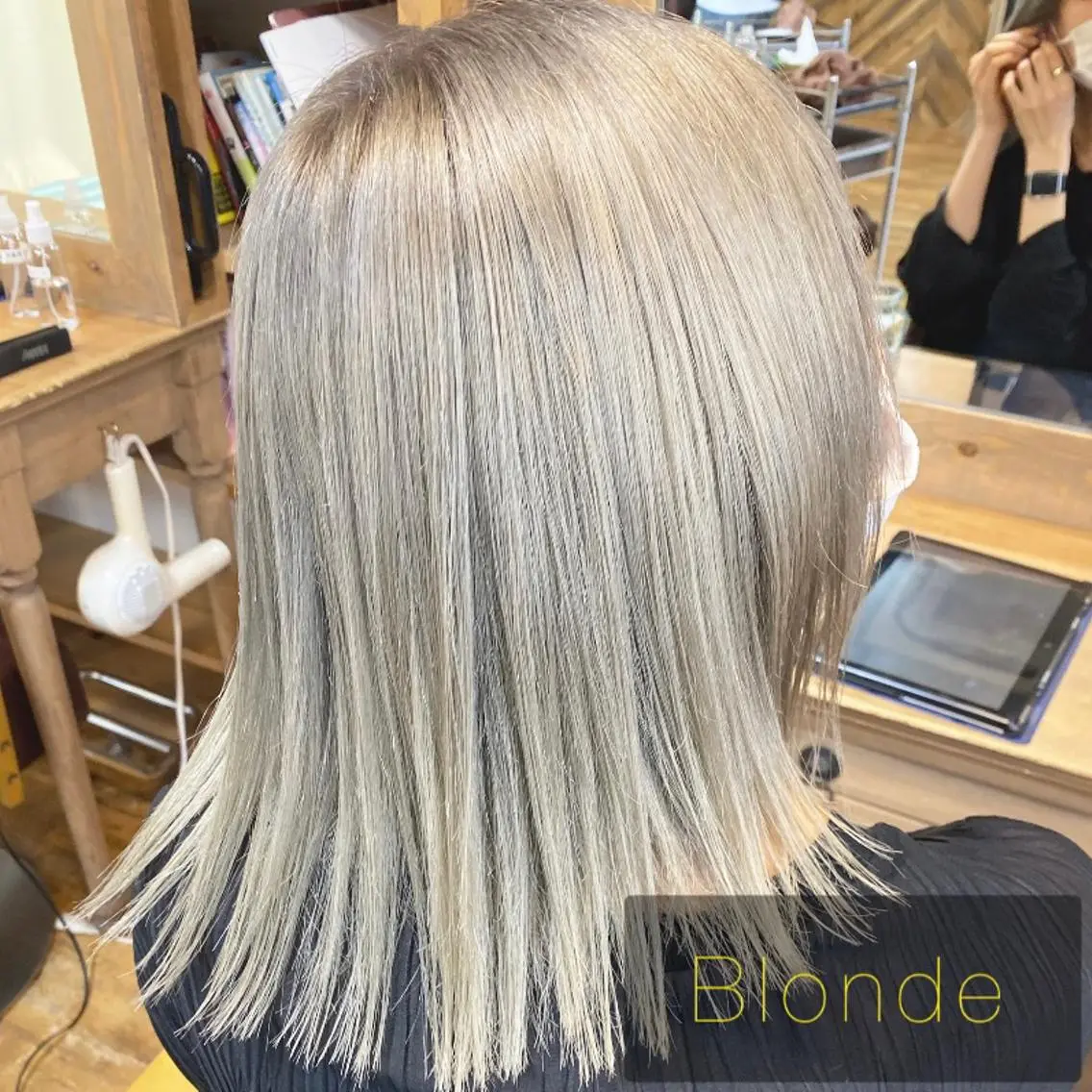 ミディアム akina＊ブリーチ ♡トレンドヘアのヘアスタイル