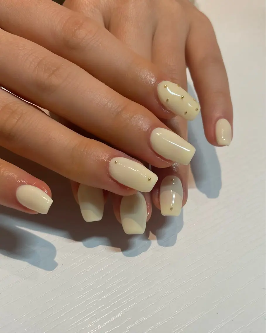ネイル MizuKi🫧 /銀座ネイル🌿のネイルデザイン