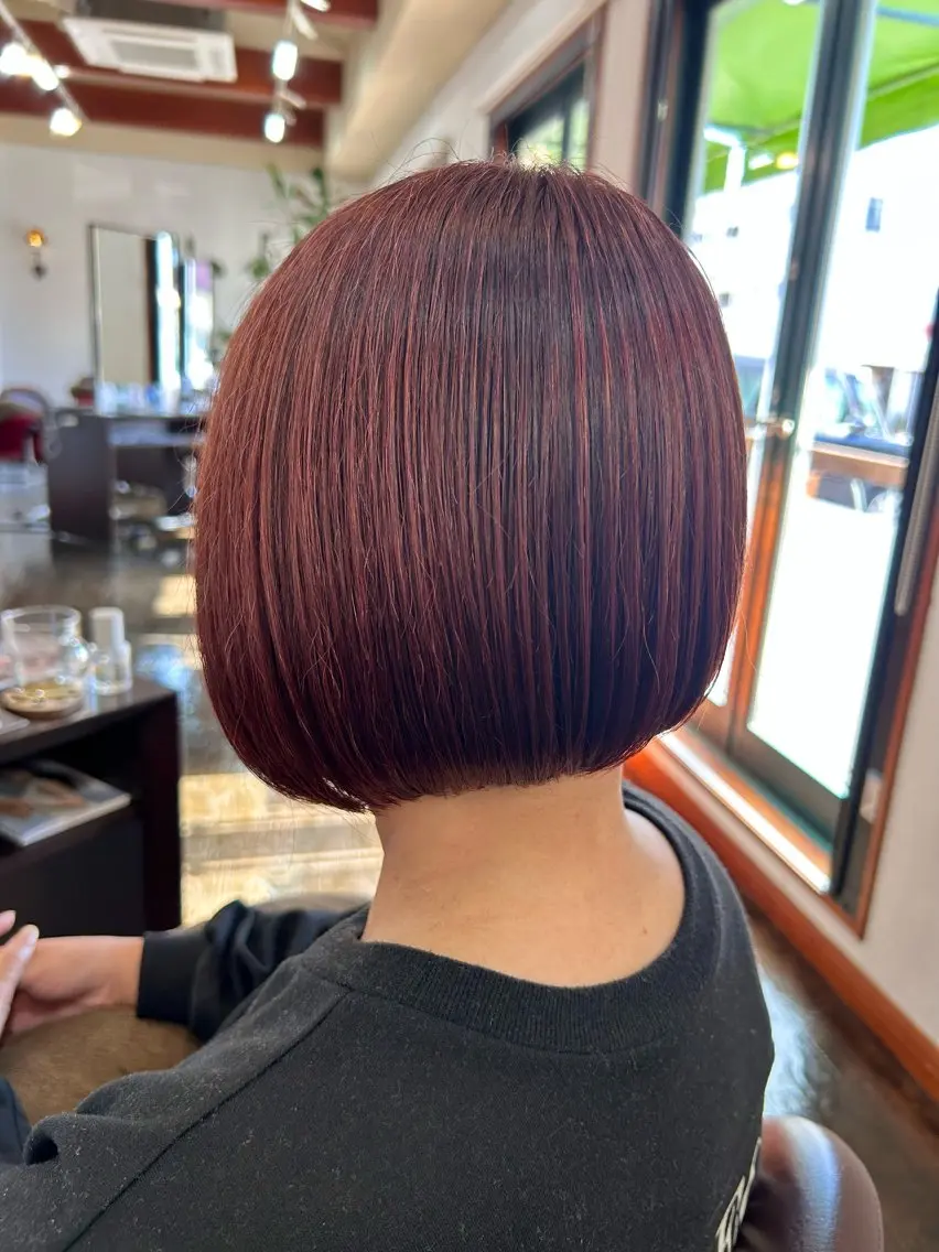 カラー ブラウンカラー レッドカラー ボブ 坂本 瑞季 🤍 髪質改善のヘアスタイル