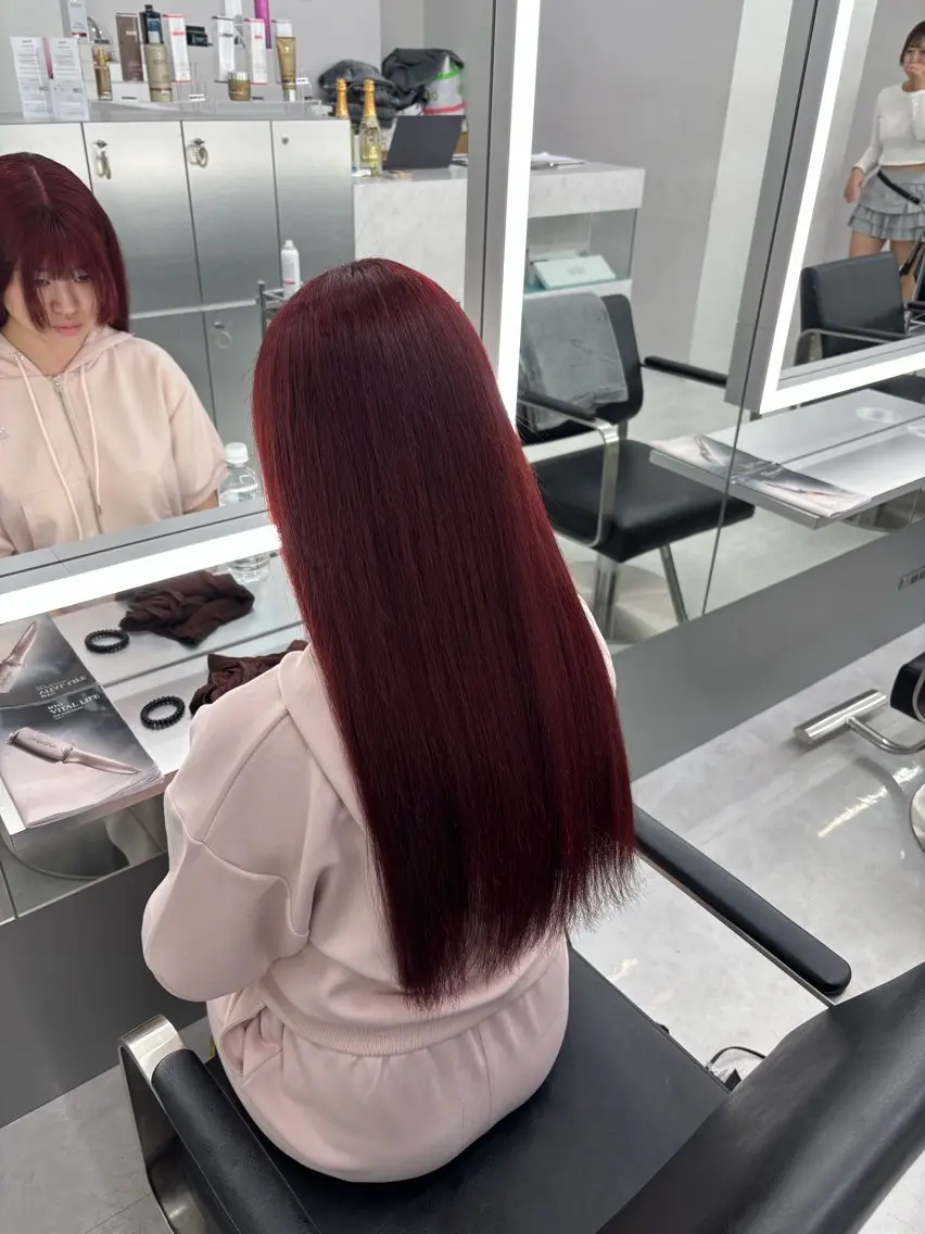 ロング カラー レッドカラー ヘアカラー TACE AYANOのヘアスタイル