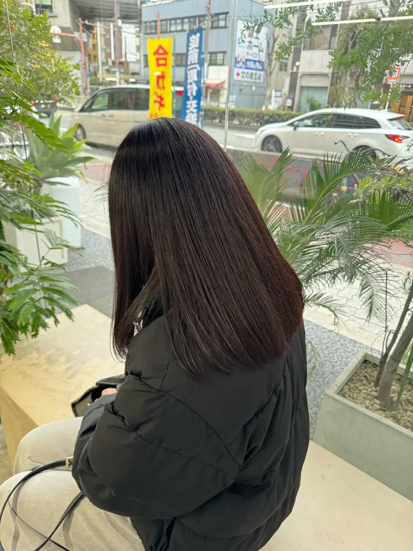 ロング カット 縮毛矯正 Yuzu .のヘアスタイル